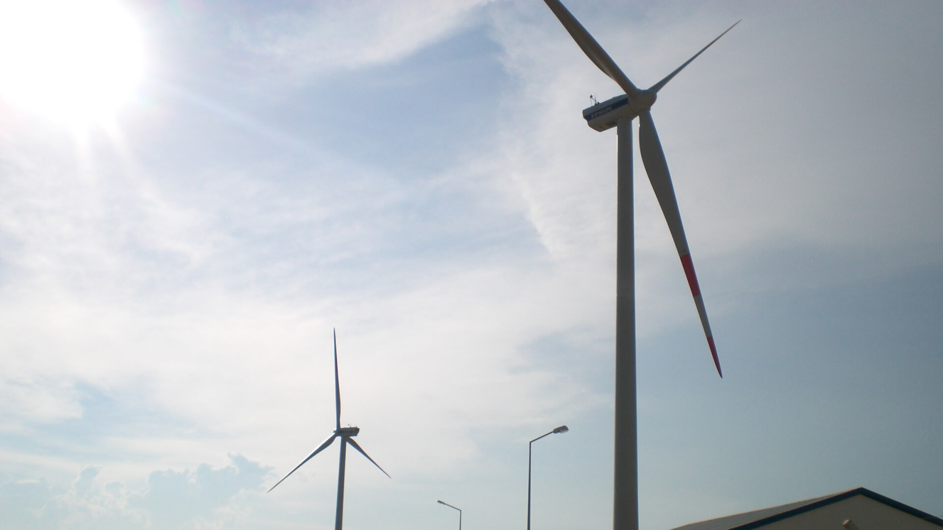 WIR PRODUZIEREN LÖSUNGEN  FÜR DIE BEDÜRFNISSE VON MORGEN